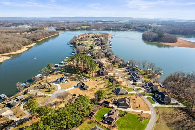 287 Shasteen Bend Dr, Winchester, TN 37398