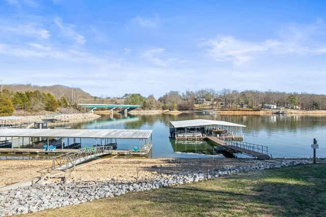 287 Shasteen Bend Dr, Winchester, TN 37398