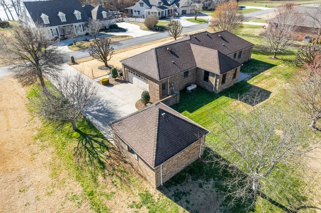 287 Shasteen Bend Dr, Winchester, TN 37398