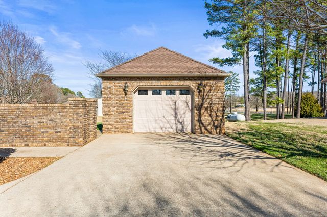 287 Shasteen Bend Dr, Winchester, TN 37398