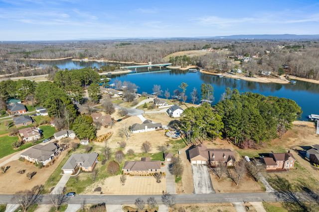 287 Shasteen Bend Dr, Winchester, TN 37398