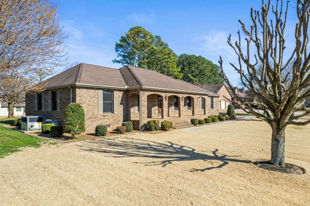 287 Shasteen Bend Dr, Winchester, TN 37398