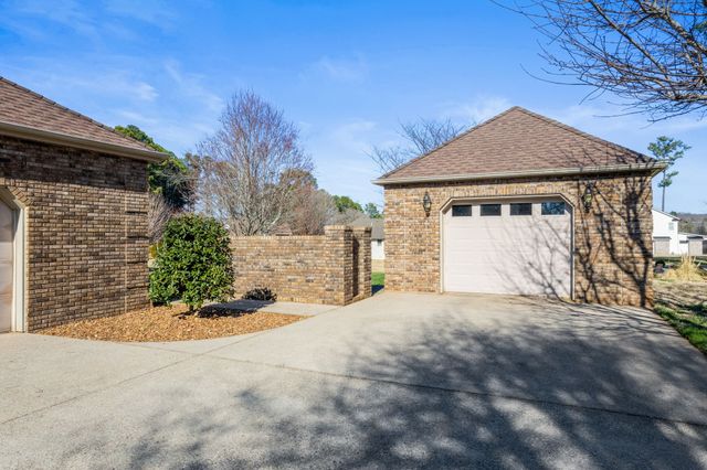 287 Shasteen Bend Dr, Winchester, TN 37398