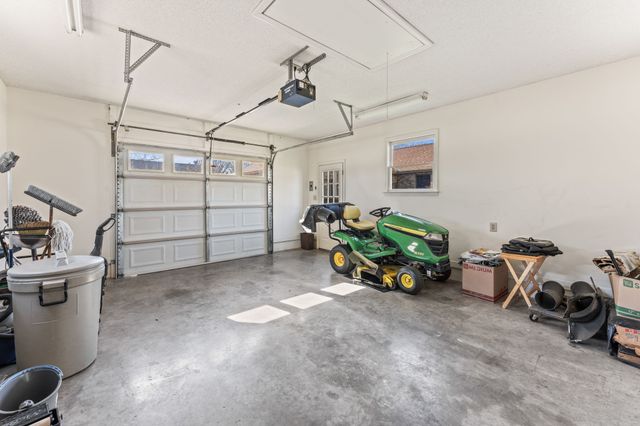 287 Shasteen Bend Dr, Winchester, TN 37398