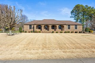 287 Shasteen Bend Dr, Winchester, TN 37398