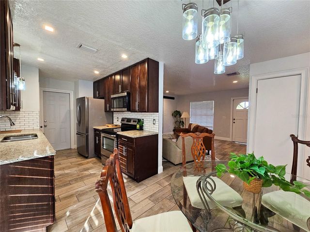 212 S CORTEZ AVENUE, Winter Springs, FL 32708