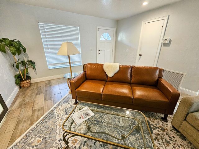212 S CORTEZ AVENUE, Winter Springs, FL 32708
