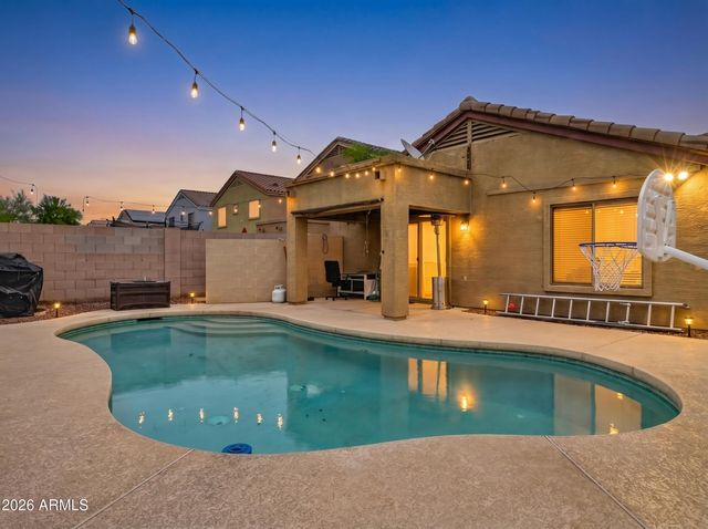 142 S 110TH Street, Mesa, AZ 85208