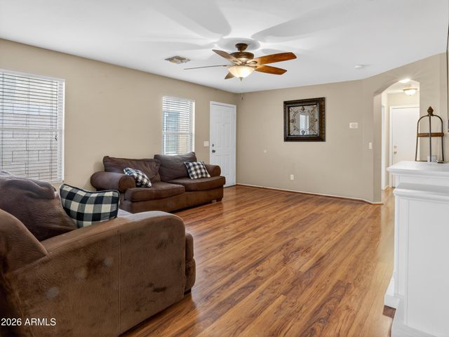 142 S 110TH Street, Mesa, AZ 85208