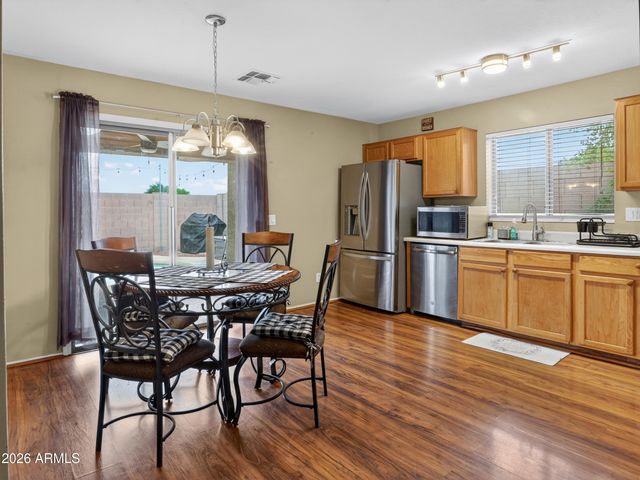 142 S 110TH Street, Mesa, AZ 85208