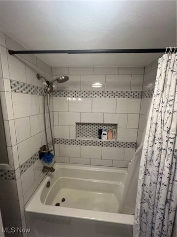 26726 Leenders Lane, North Olmsted, OH 44070