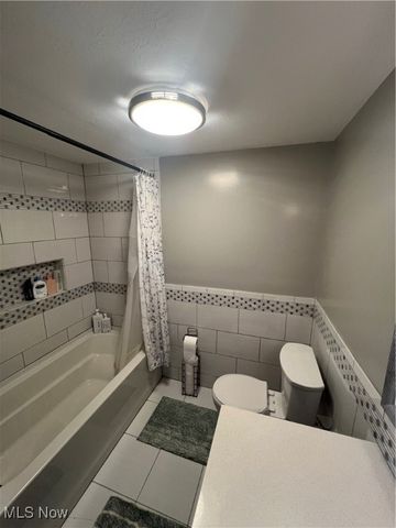 26726 Leenders Lane, North Olmsted, OH 44070