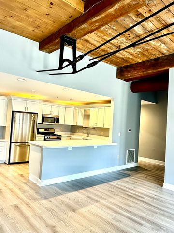 12 Brookside Rd 3, Westford, MA 01886