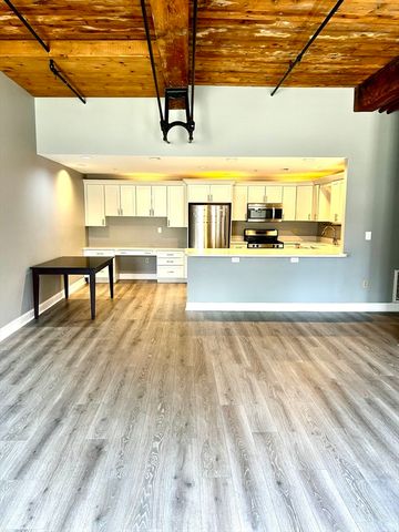 12 Brookside Rd 3, Westford, MA 01886