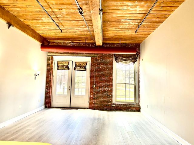 12 Brookside Rd 3, Westford, MA 01886