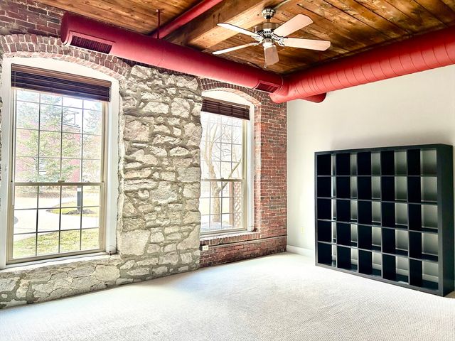 12 Brookside Rd 3, Westford, MA 01886