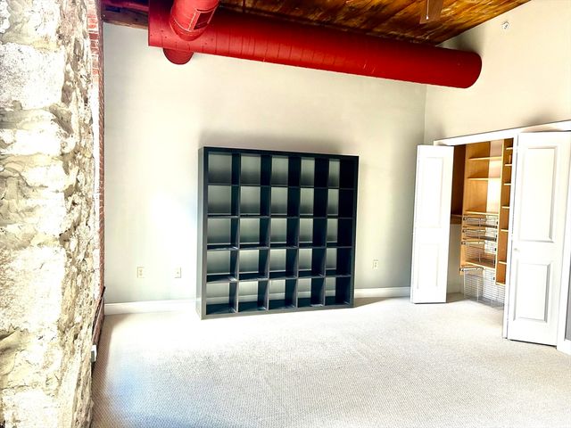 12 Brookside Rd 3, Westford, MA 01886