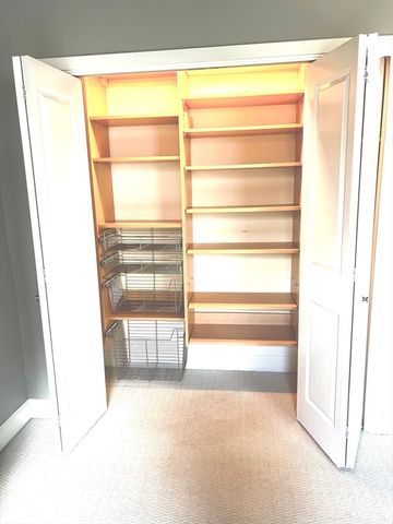 12 Brookside Rd 3, Westford, MA 01886