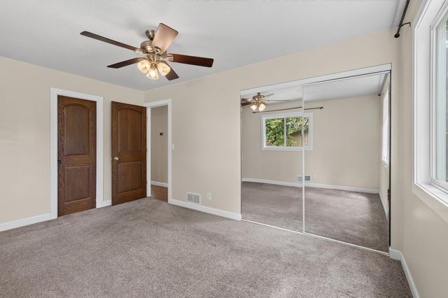 2421 4th Street, White Bear Twp, MN 55110