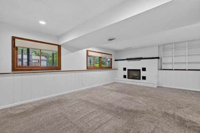 2421 4th Street, White Bear Twp, MN 55110