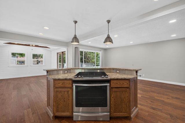 2421 4th Street, White Bear Twp, MN 55110