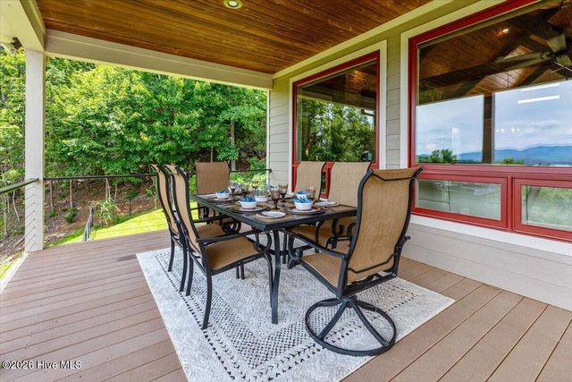 122 Oak Terrace, Hayesville, NC 28904