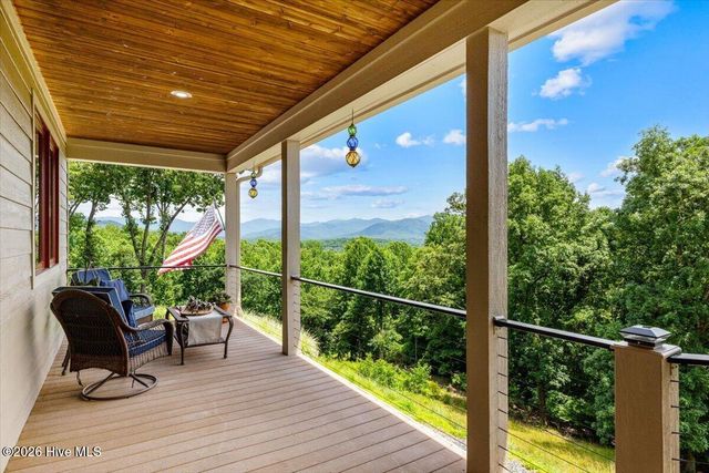 122 Oak Terrace, Hayesville, NC 28904