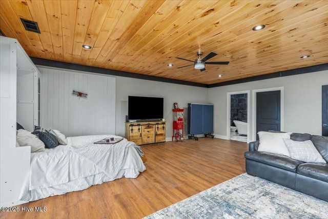 122 Oak Terrace, Hayesville, NC 28904