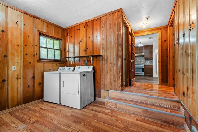 3233 Jane Lane, Haltom City, TX 76117