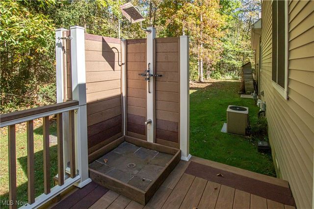 10770 Locust Grove Drive, Chardon, OH 44024