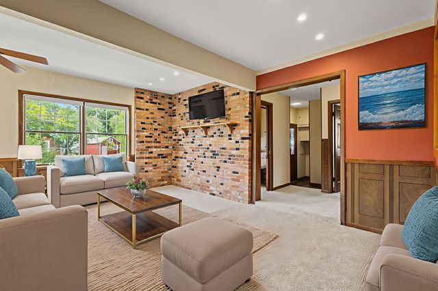 12929 Delaware Street, Crown Point, IN 46307