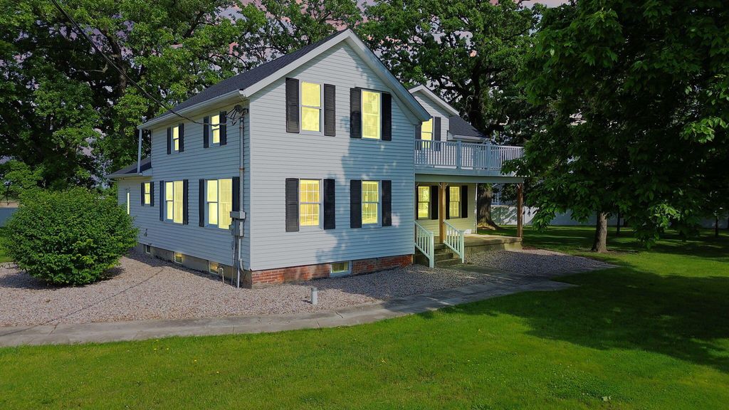 12929 Delaware Street, Crown Point, IN 46307