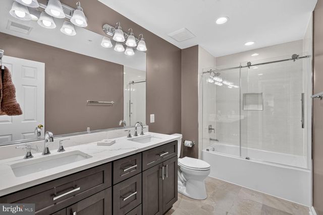 8100 HOLLOW TREE LN, Upper Marlboro, MD 20772