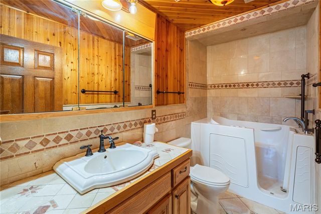 1181 Highway 60 W, Poplar Bluff, MO 63901