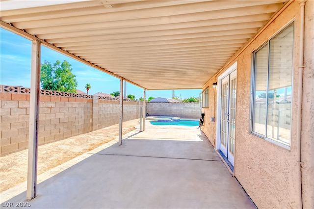 5841 Stateline Way, Las Vegas, NV 89110
