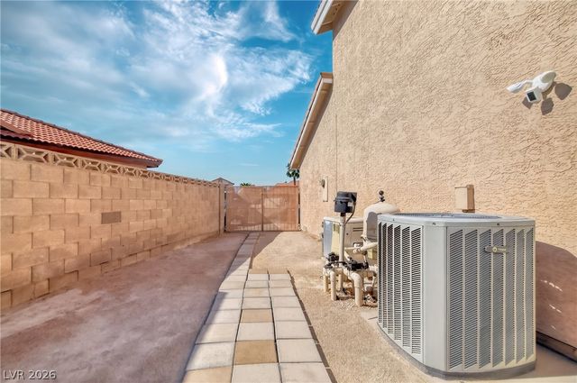 5841 Stateline Way, Las Vegas, NV 89110