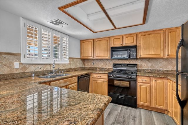 5841 Stateline Way, Las Vegas, NV 89110