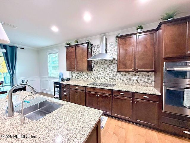 102 ANN SCOTT Drive, St. Johns, FL 32259