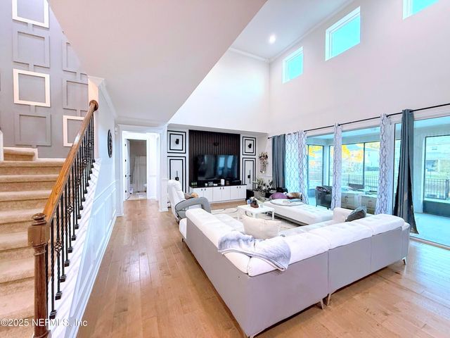 102 ANN SCOTT Drive, St. Johns, FL 32259