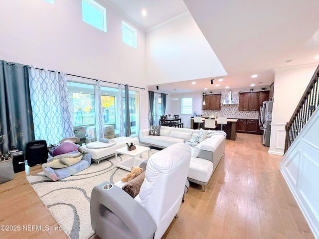 102 ANN SCOTT Drive, St. Johns, FL 32259