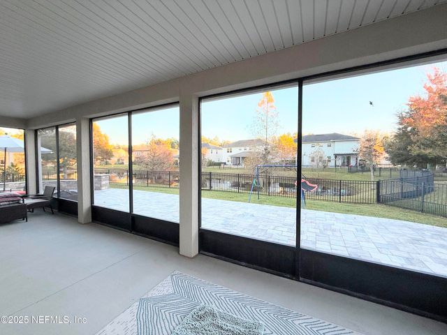 102 ANN SCOTT Drive, St. Johns, FL 32259