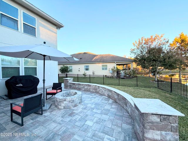 102 ANN SCOTT Drive, St. Johns, FL 32259