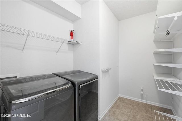 102 ANN SCOTT Drive, St. Johns, FL 32259