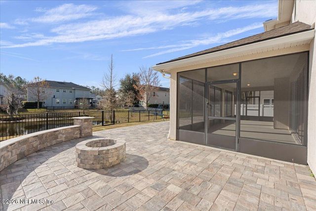 102 ANN SCOTT Drive, St. Johns, FL 32259