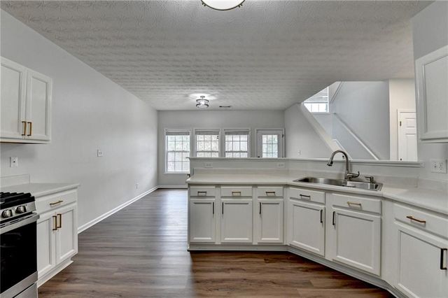 6670 Island Point Drive, Buford, GA 30518