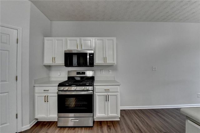 6670 Island Point Drive, Buford, GA 30518