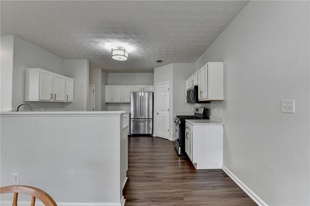 6670 Island Point Drive, Buford, GA 30518