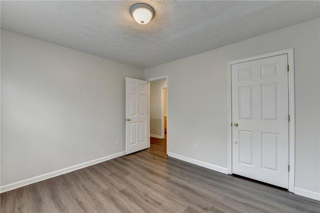 6670 Island Point Drive, Buford, GA 30518