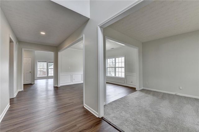 6670 Island Point Drive, Buford, GA 30518