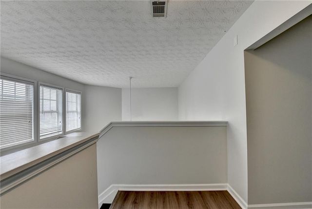 6670 Island Point Drive, Buford, GA 30518